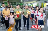 视频｜地铁集结号吹响！长沙两代退役军人的“八一”特殊相遇