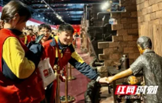 组图｜沅江政通学子春日探秘：化身“小侦探”，点亮知识与成长之光